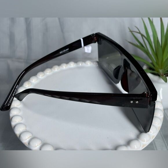 🔥❤️🔥 NEW Muse Style Women’s Eyewear Sunglasses NWT - Picture 5 of 9